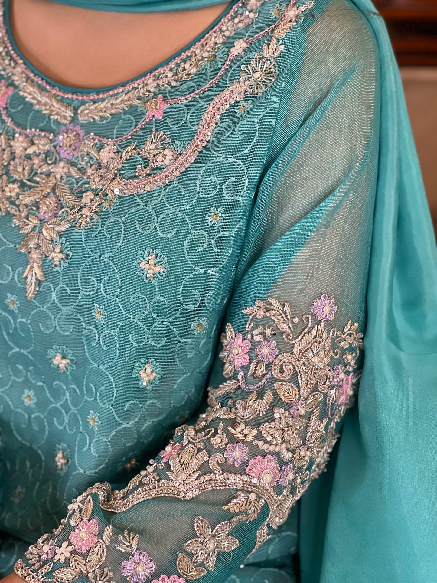 AQUA GREEN